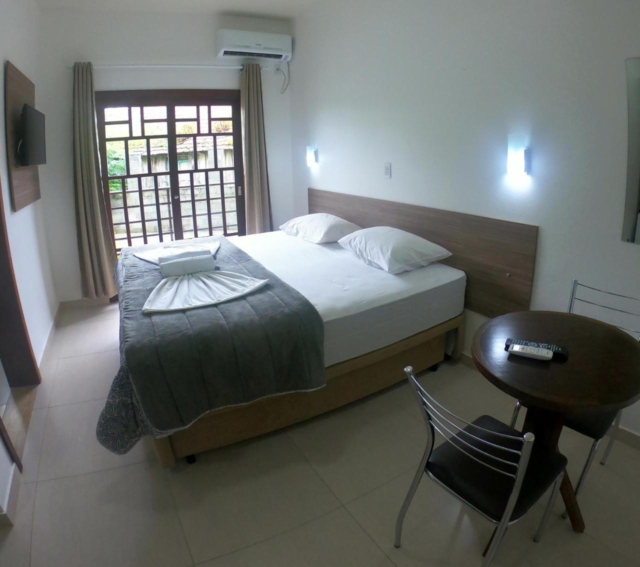 As Quatro Estacoes Hotel กาโรปาบา ภายนอก รูปภาพ